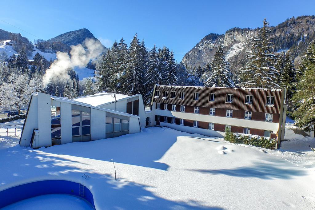 Hotel Grüsch Buitenkant foto